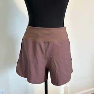 CRZ YOGA Women's Athletic Shorts in Brown